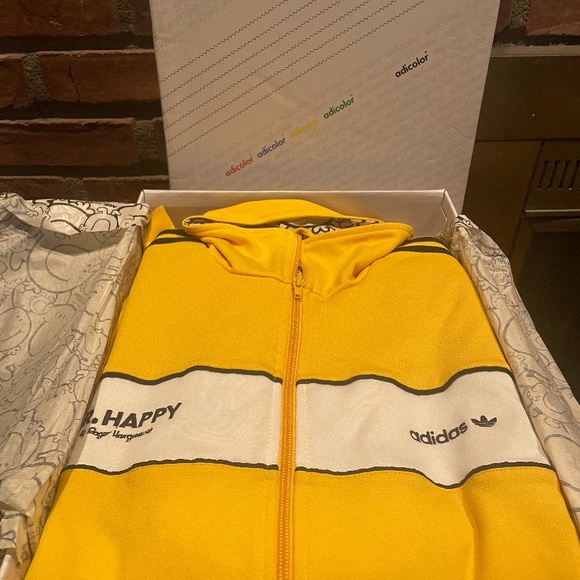 Adidas Mr Happy Stan Smith sz 9.5 and track jacket $250 for the set - Picture 6 of 7